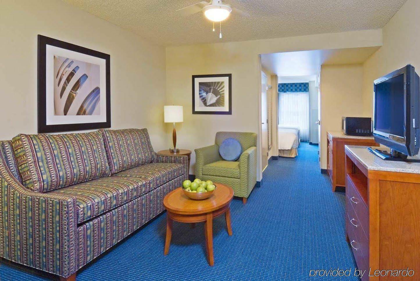 Hilton Garden Inn Tampa Airport/Westshore מראה חיצוני תמונה