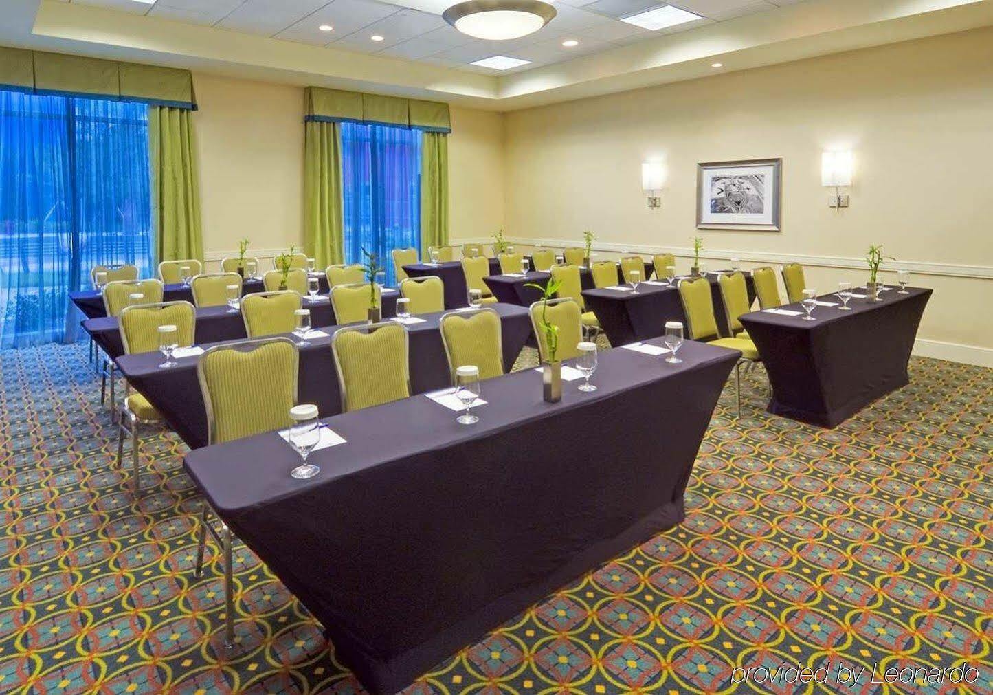 Hilton Garden Inn Tampa Airport/Westshore מראה חיצוני תמונה